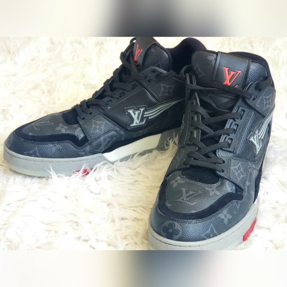 Louis Vuitton Trainer Eclipse